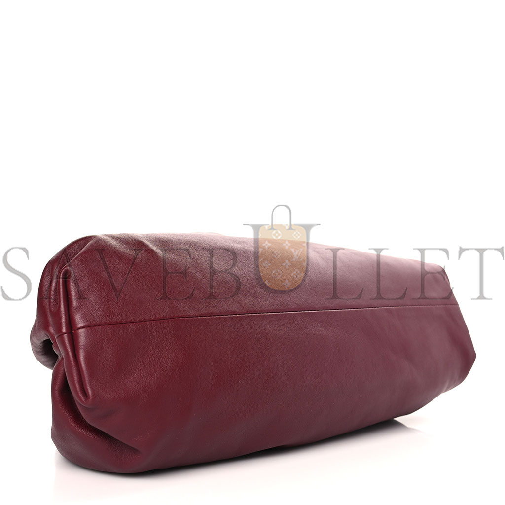 BOTTEGA VENETA SMOOTH BUTTER CALF THE POUCH OVERSIZED CLUTCH BORDEAUX  (37*21*8cm)