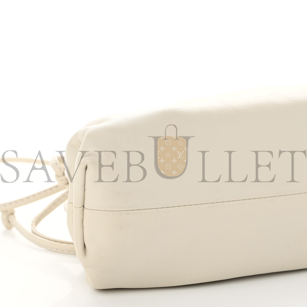 BOTTEGA VENETA BUTTER CALFSKIN THE MINI POUCH PLASTER (23*11*5cm)