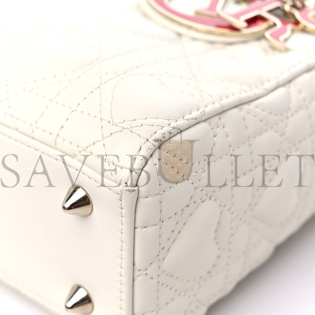 DIOR LAMBSKIN CANNAGE DIORAMOUR HEART SMALL LADY DIOR WHITE RED (20*17*8.3cm)